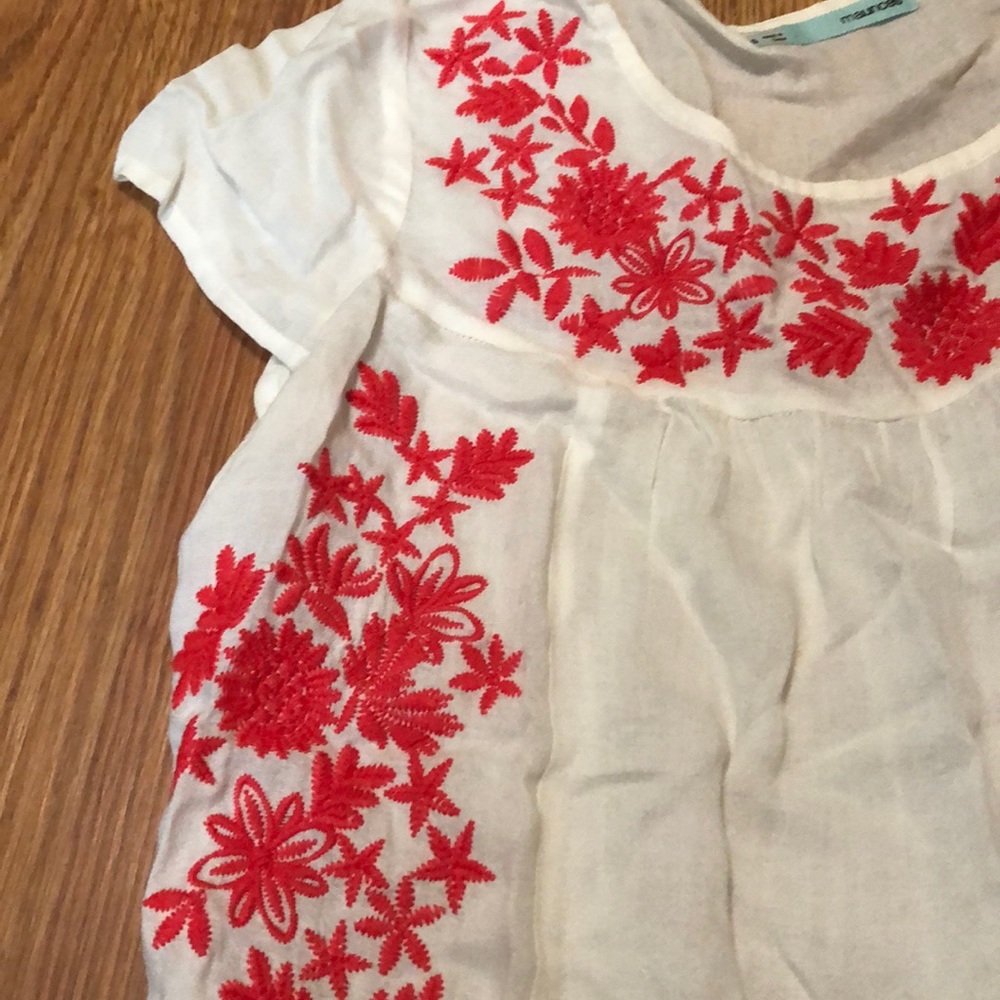 Embroidered top - Picture 2 of 2